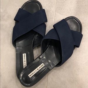 NEW Manolo Blahnik Slides